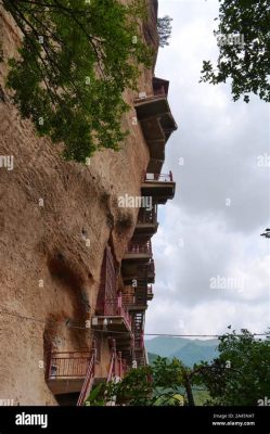 ¡Sumérgete en la Historia y la Belleza del Templo de la Gran Felicidad en Tianshui!