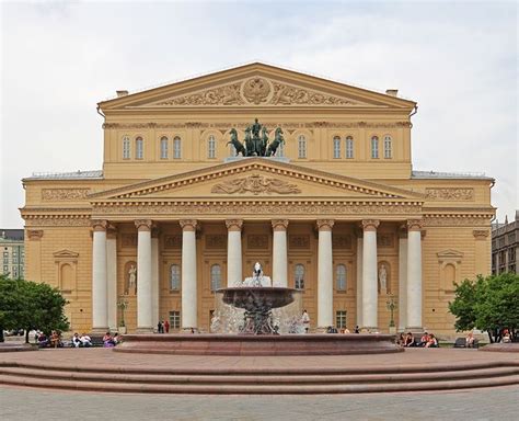  ¡Descubre la magia del Teatro Bolshoi de Qiqihar! Un espectáculo cultural con un pasado glorioso.